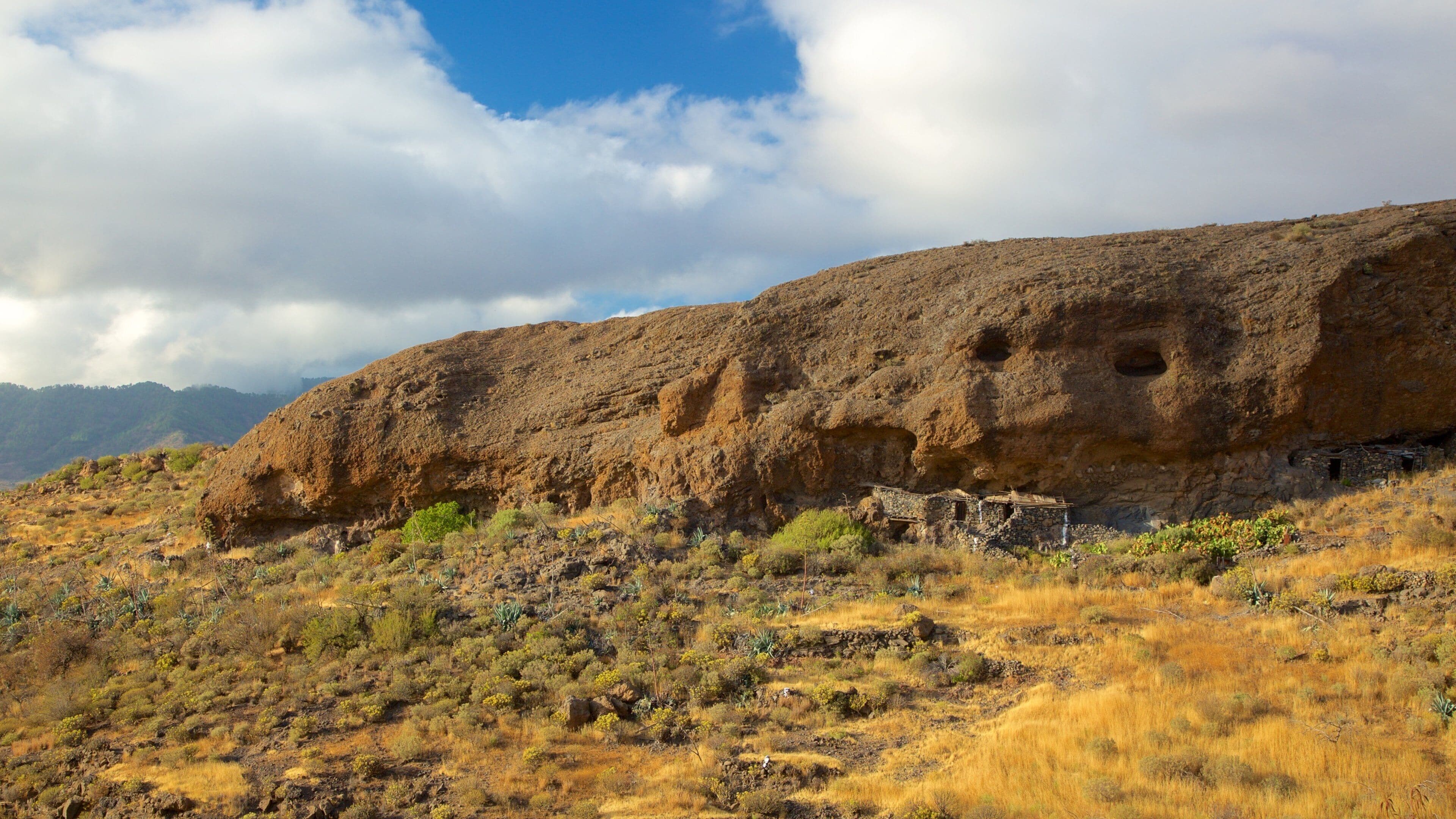 Gran Canaria som inkluderar stillsam natur och berg