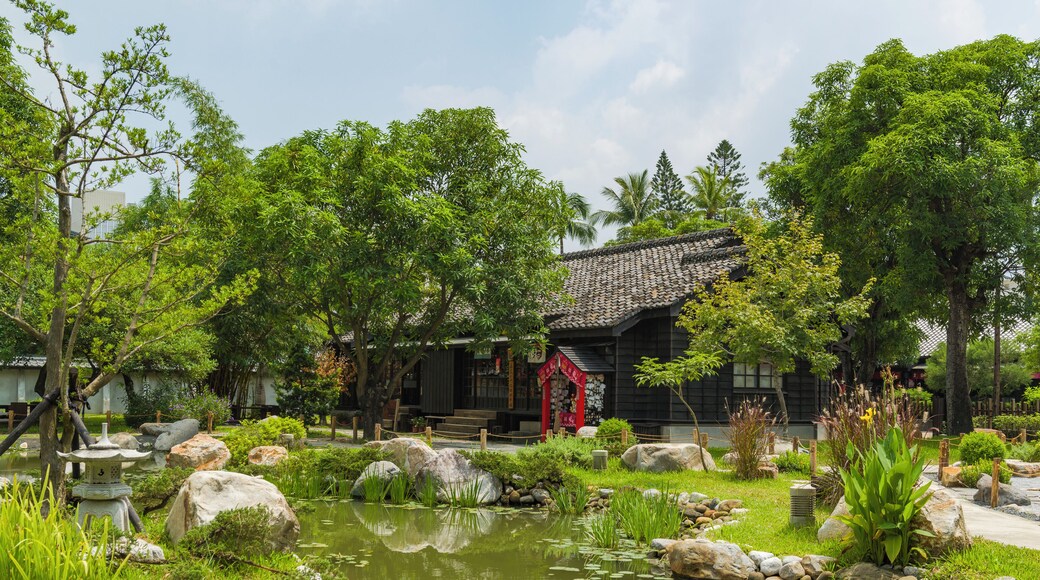 Poblado del ciprés hinoki