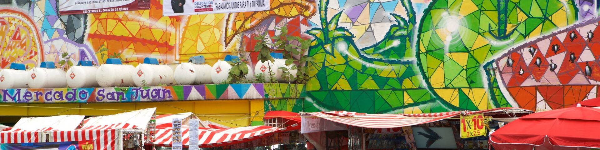Mexico City showing markets