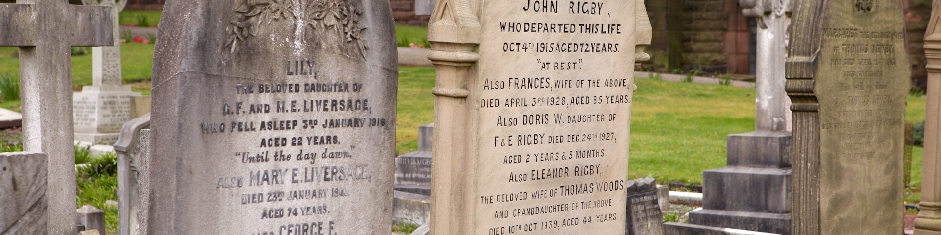 Liverpool featuring a cemetery