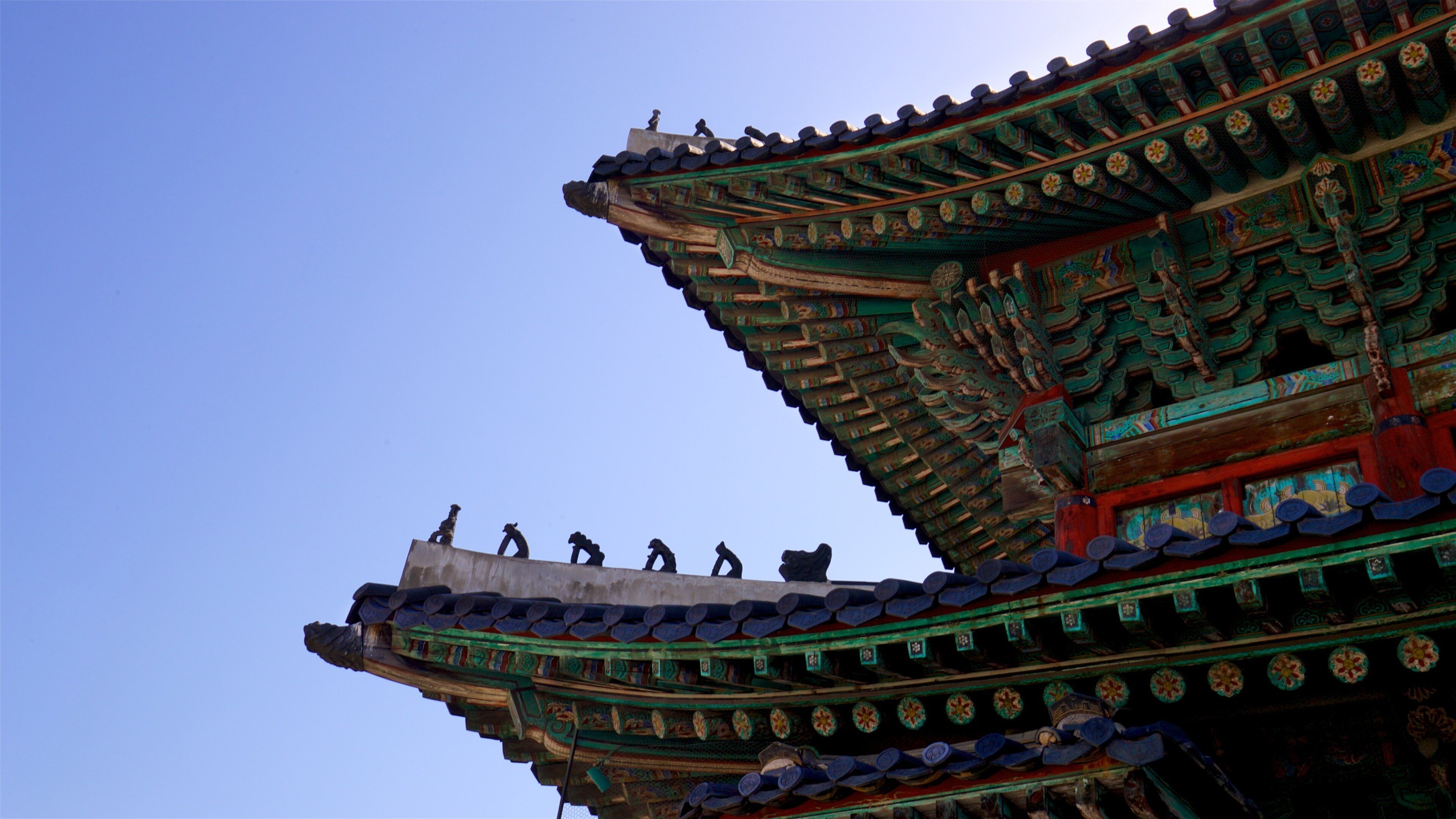 Suwon presenterar historiska element