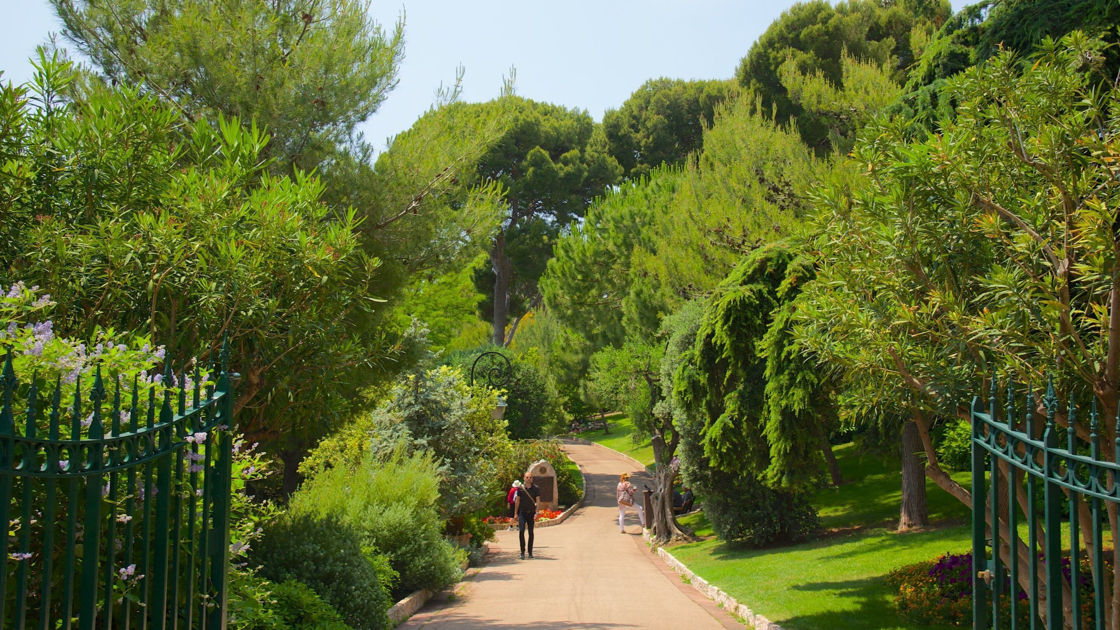 Monaco mit einem Garten