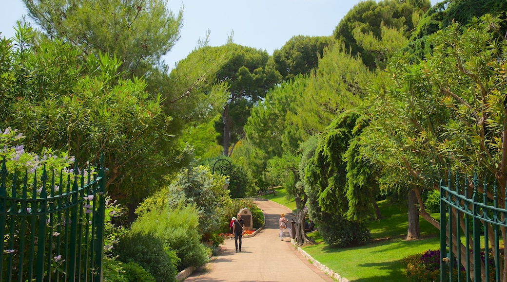 Monaco mit einem Garten