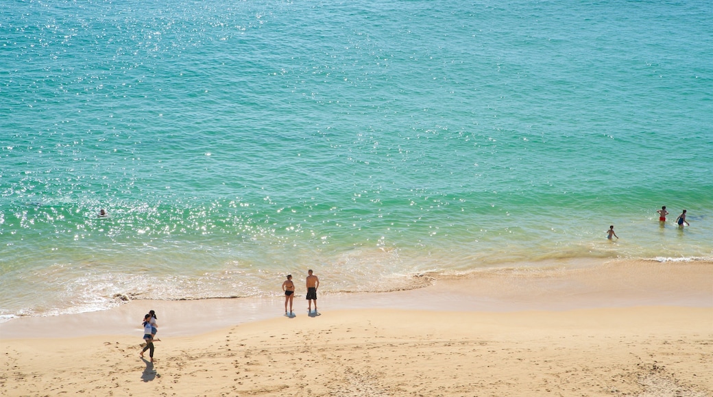 Portimao som inkluderar bad, kustutsikter och en sandstrand