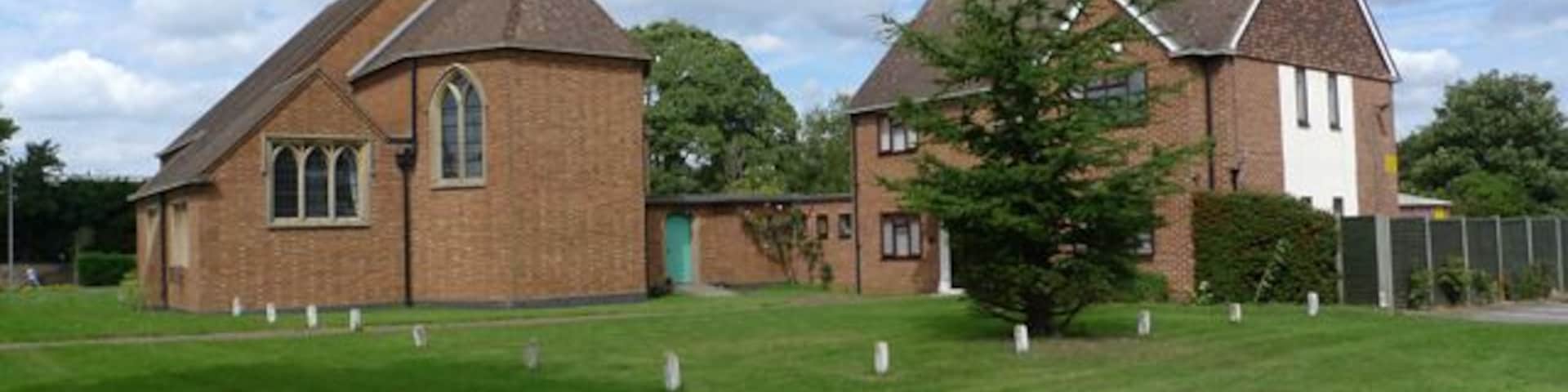 St. Thomas Aquinas, Fenny Stratford, Milton Keynes The Catholic Church and Presbytery in Sycamore Avenue was built in 1956.