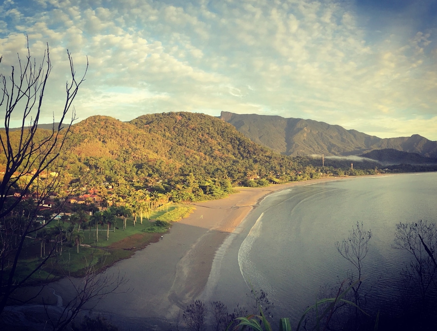 #LifeAtExpedia
At #Praiavermelha in the city of #Ubatuba have good waves for surf!