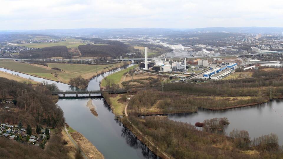 NOTE: This image is a panorama consisting of 14 frames that were merged or stitched in Hugin. As a result, this image necessarily underwent some form of digital manipulation. These manipulations may include blending, blurring, cloning, and color and perspective adjustments. As a result of these adjustments, the image content may be slightly different than reality at the points where multiple images were combined. This manipulation is often required due to lens, perspective, and parallax distortions.