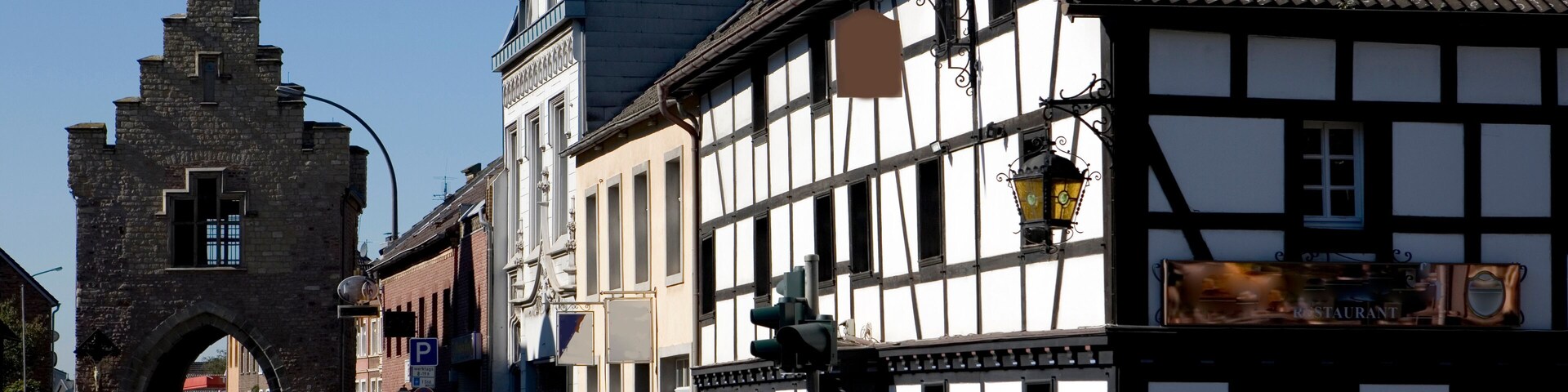 historisches Fachwerkhaus am Stadttor Herriger Tor