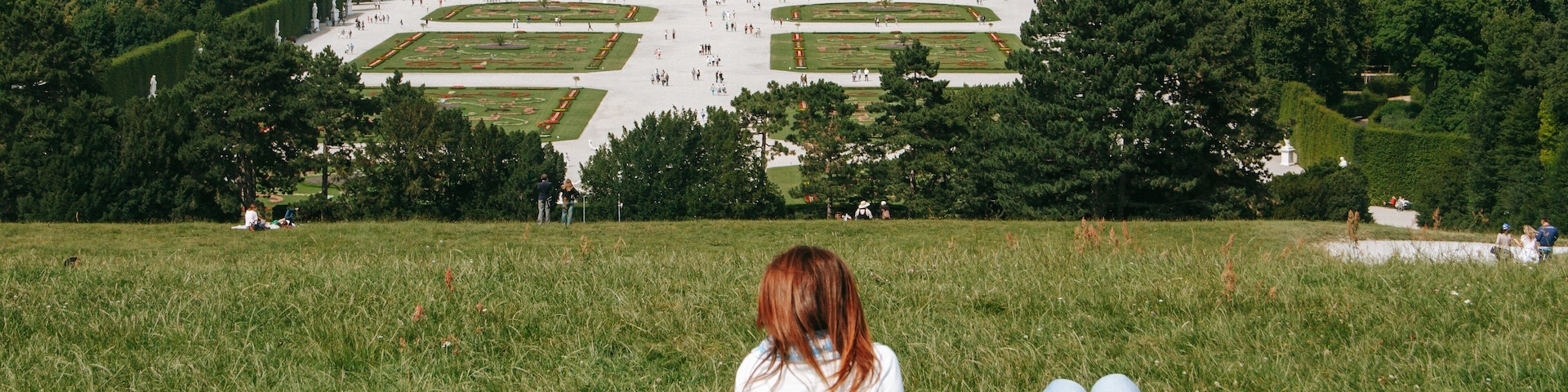 Schönbrunn featuring views, heritage architecture and landscape views