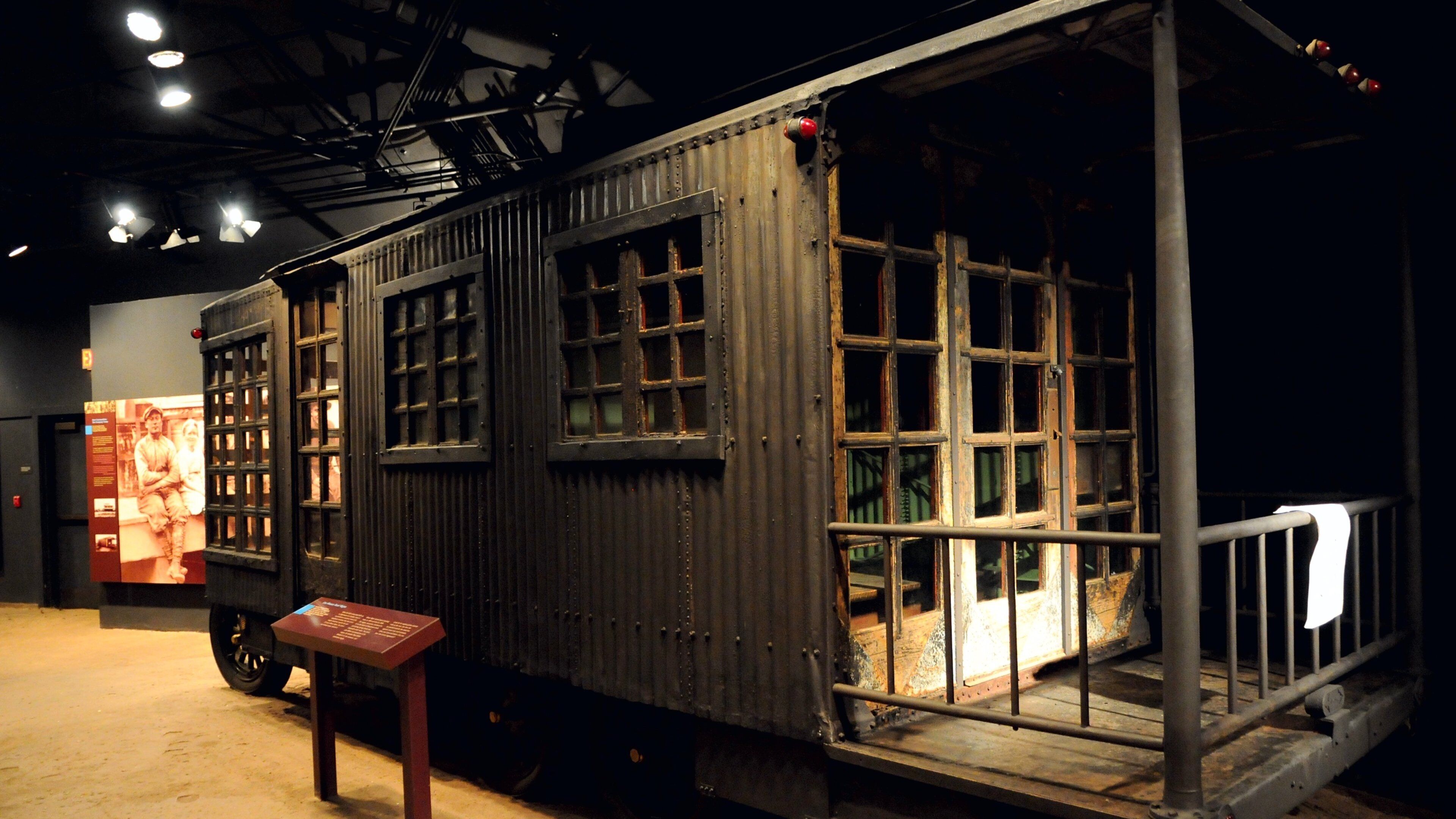 Arkansas Museum of Natural Resources