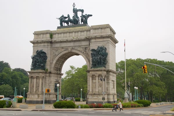 Soldiers and Sailors Memorial Arch