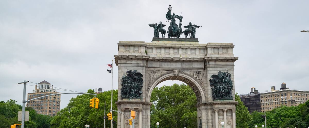 Soldiers and Sailors Memorial Arch featuring heritage elements