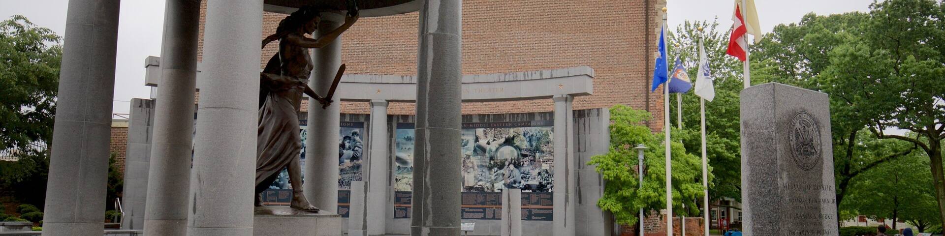 Central Jersey showing a statue or sculpture