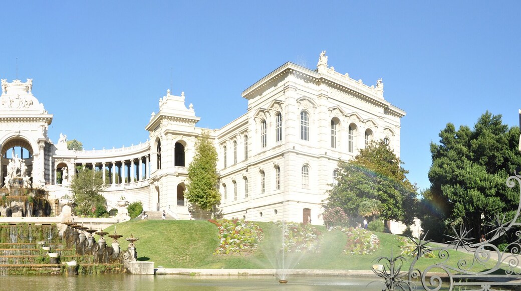 Panorama du palais longchamp