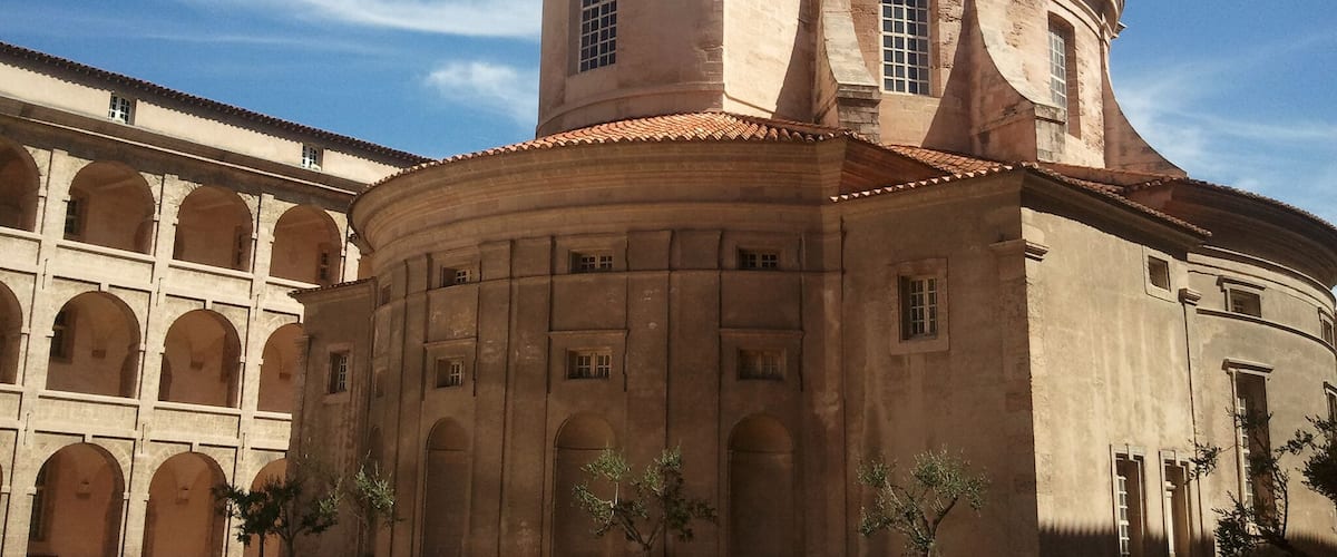 This building is indexed in the Base Mérimée, a database of architectural heritage maintained by the French Ministry of Culture, under the reference PA00081331 .