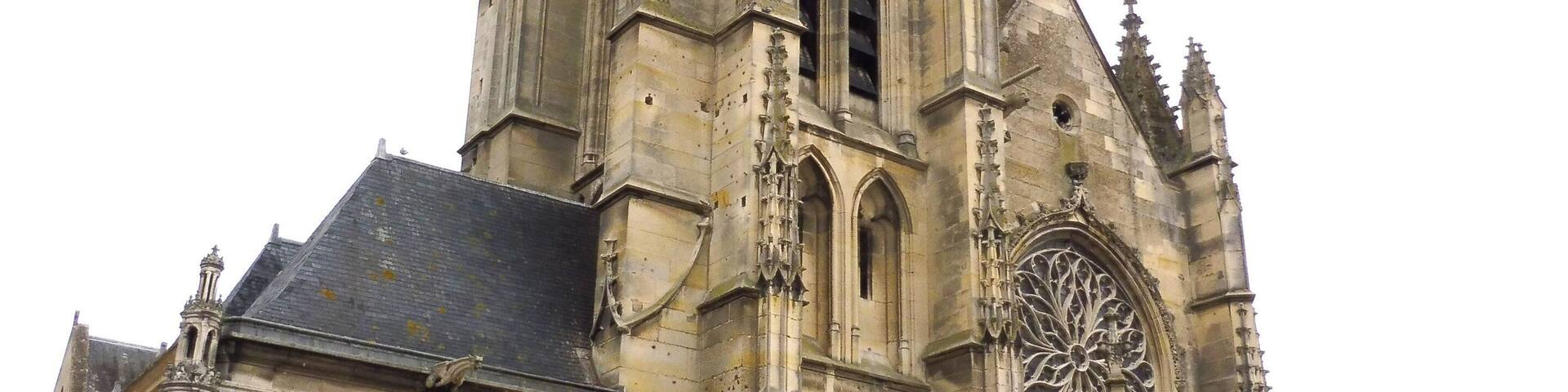 This building is indexed in the Base Mérimée, a database of architectural heritage maintained by the French Ministry of Culture, under the reference PA00080163 .
