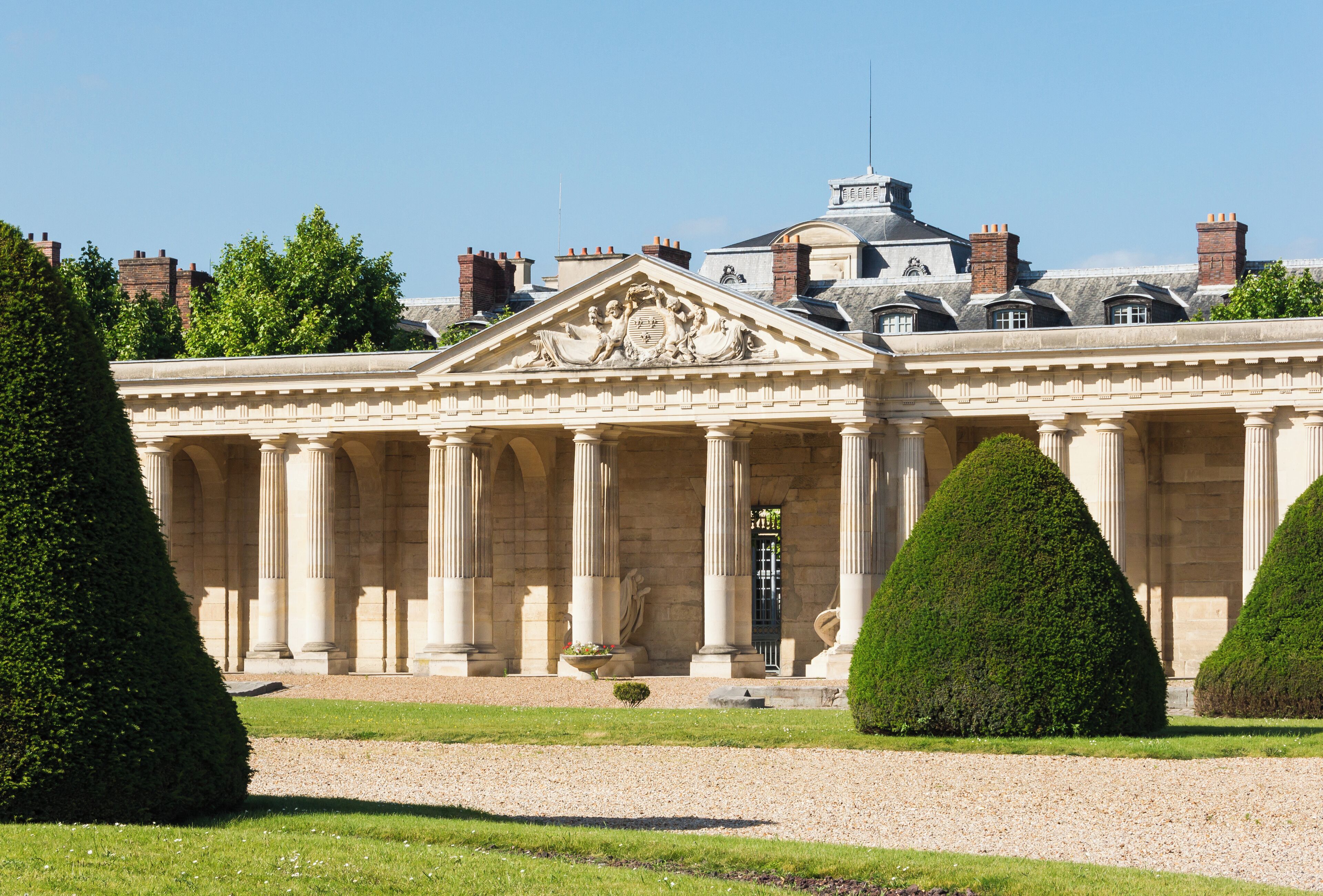 Gallery and portico in Honor Courtyard of École Militaire in Paris