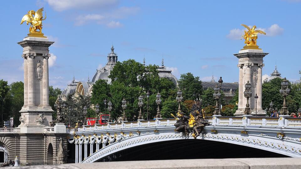 This building is classé au titre des Monuments Historiques. It is indexed in the Base Mérimée, a database of architectural heritage maintained by the French Ministry of Culture, under the reference PA00088798 .