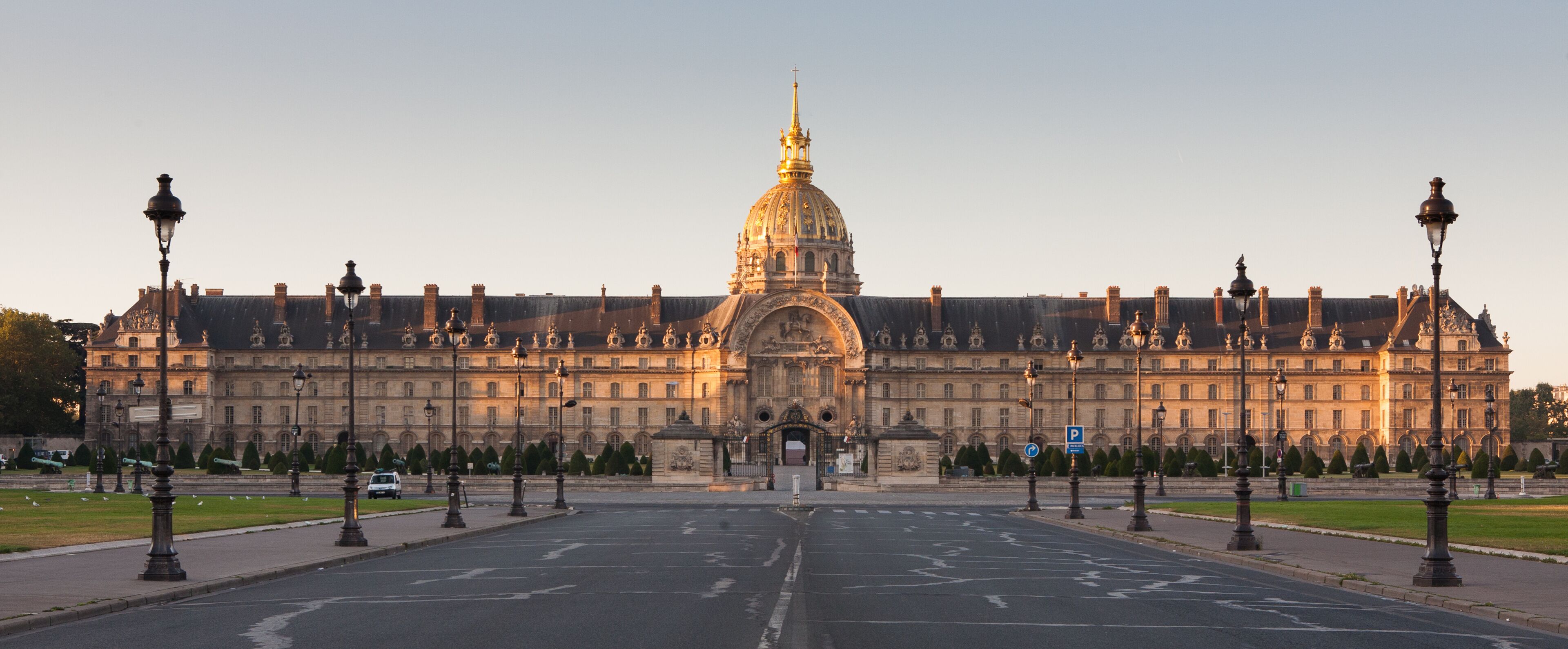 Quartier des Invalides