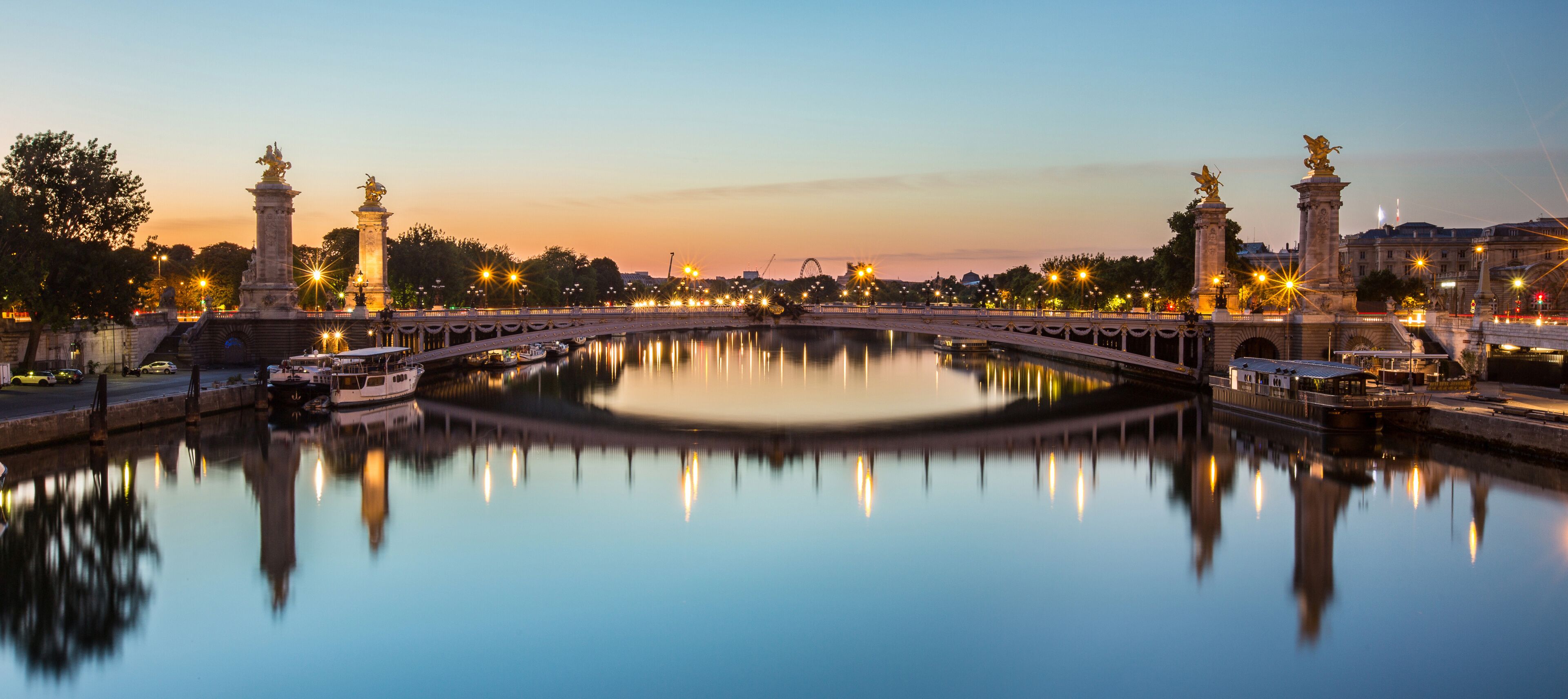 Pont Alexandre-III de nuit