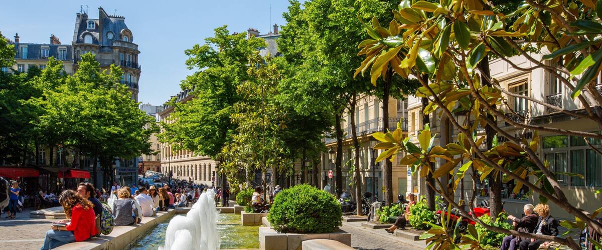 Sorbonne which includes a fountain