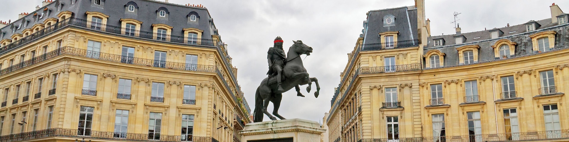 Place des Victoires, Paris.