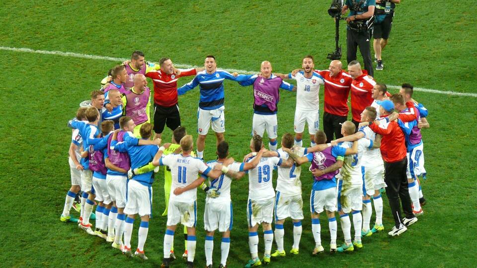 UEFA Euro 2016: Slovak national team celebrating victory over Russia 2:1, Lille, 15.6.2016