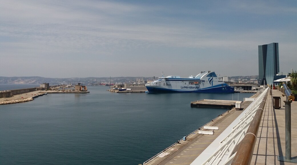 Les Terrasses du Port, à Marseille (Bouches-du-Rhône, France)