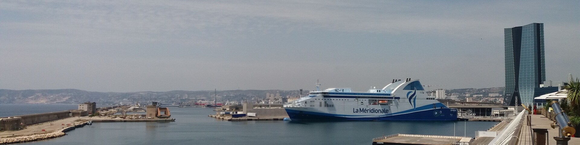 Les Terrasses du Port, à Marseille (Bouches-du-Rhône, France)