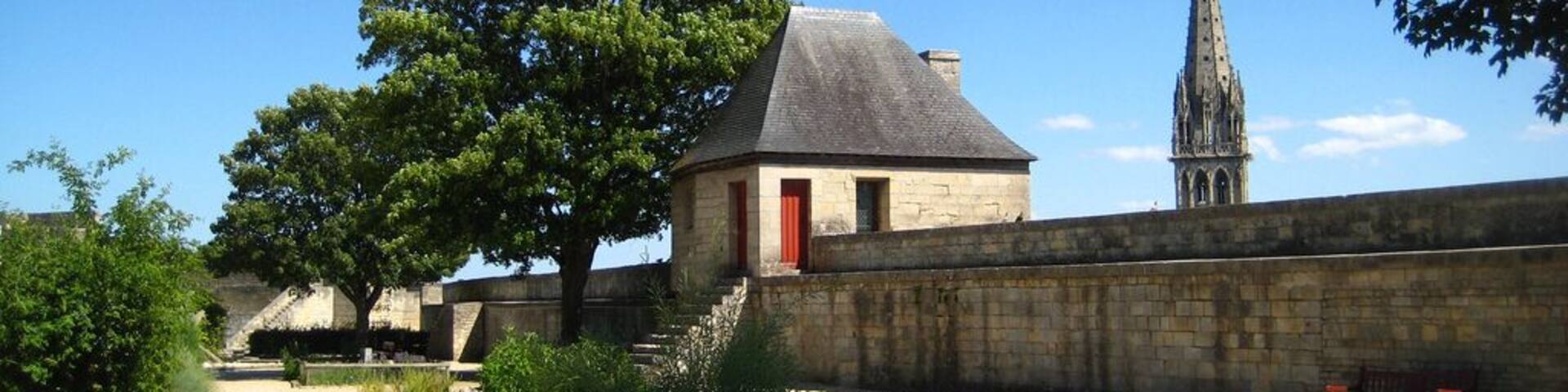 jardin des simples du chĂąteau de Caen.