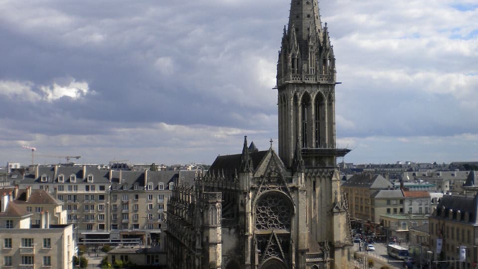 This building is classé au titre des Monuments Historiques. It is indexed in the Base Mérimée, a database of architectural heritage maintained by the French Ministry of Culture, under the reference PA00111139 .