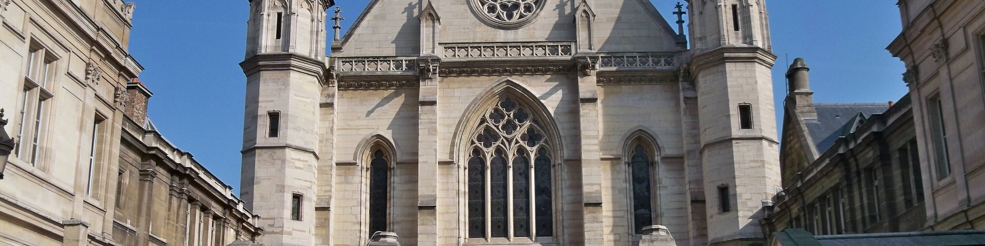 This building is indexed in the Base Mérimée, a database of architectural heritage maintained by the French Ministry of Culture, under the reference PA00086100 .