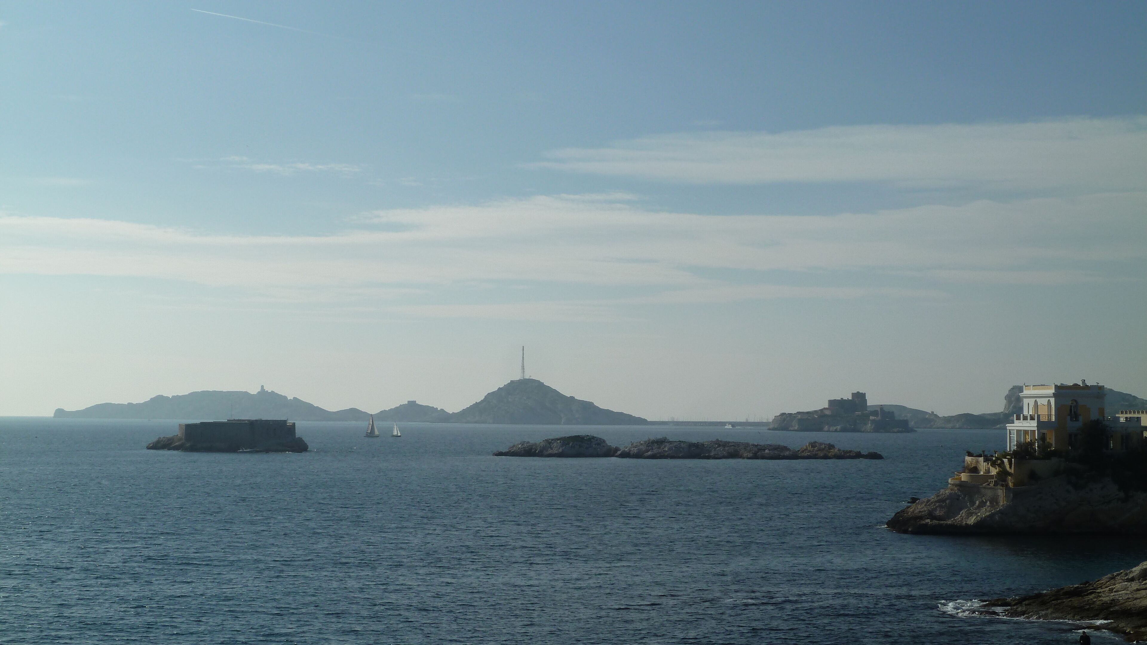 Les îles du Frioul vu du quartier d'Endoume à Marseille
