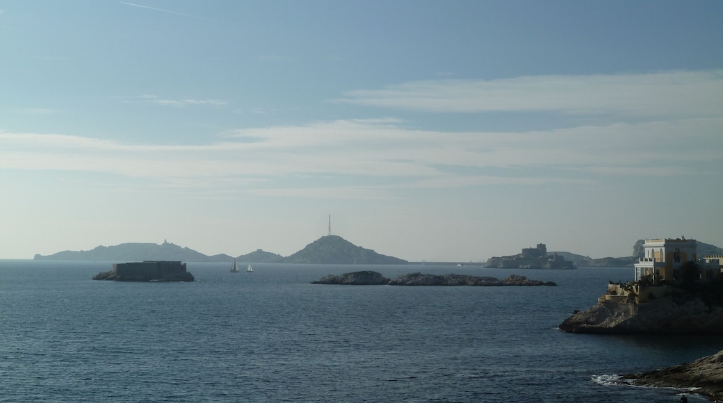 Les Ăźles du Frioul vu du quartier d'Endoume Ă Marseille