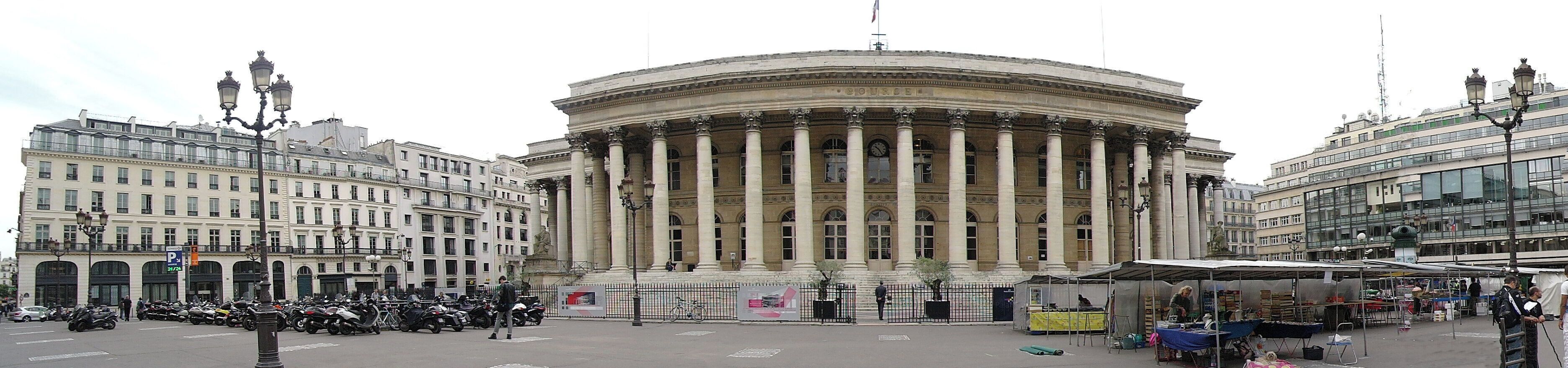 This building is inscrit au titre des Monuments Historiques. It is indexed in the Base Mérimée, a database of architectural heritage maintained by the French Ministry of Culture, under the reference PA00086010 .