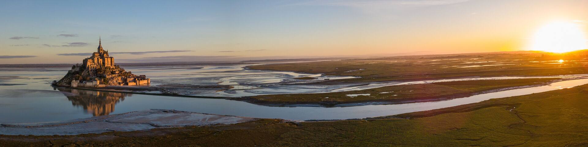 Le Mont-Saint-Michel Frankreich / Normandie zur Grenze der Bretagne.