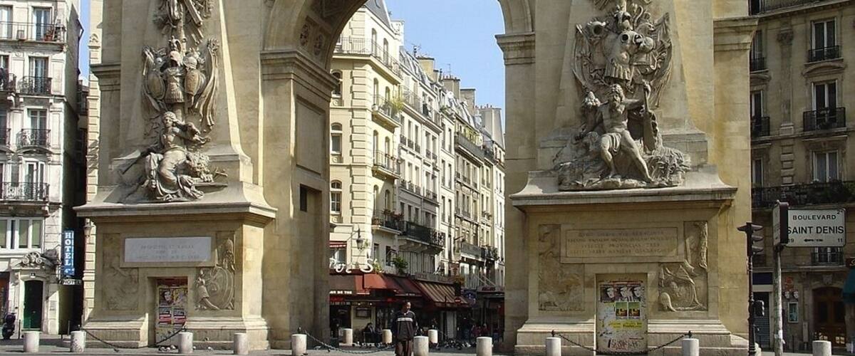This building is classé au titre des Monuments Historiques. It is indexed in the Base Mérimée, a database of architectural heritage maintained by the French Ministry of Culture, under the reference PA00086512 .