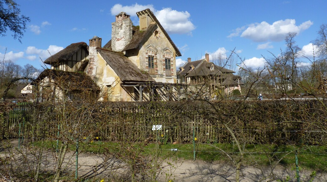 Bom, eles tinham tudo lá, até uma fazenda! Próximas fotos são da fazenda com tudo que se possa imaginar, até lugar pra fazer queijo!
