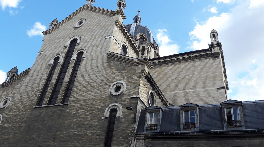 Eglise Saint Anne de la Butte aux cailles