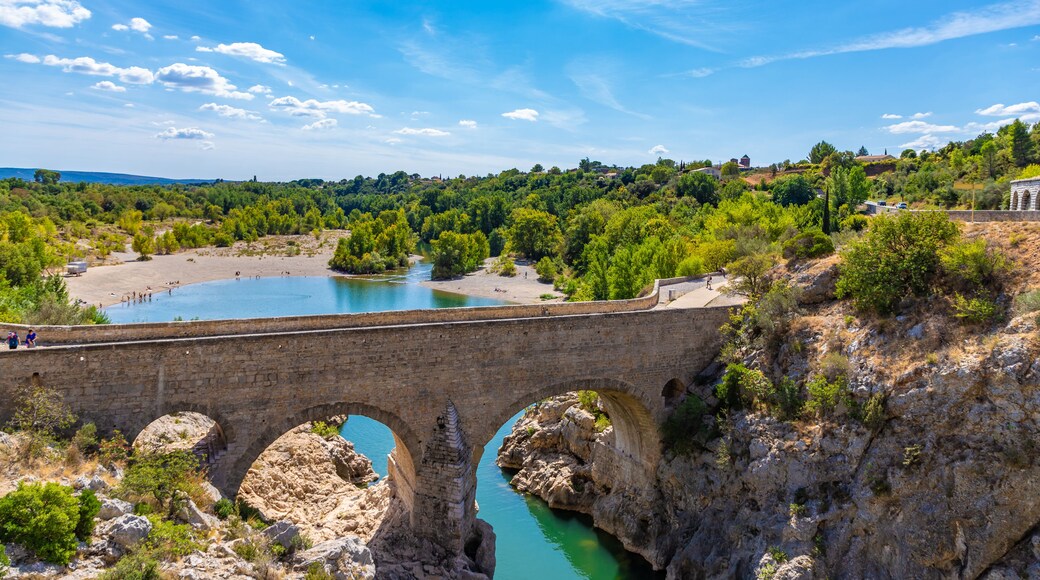 Pont du Diable (Devil's bridge), near St Guilhem du Desert, Herault, Languedoc Roussillon, old bridge on the herault river