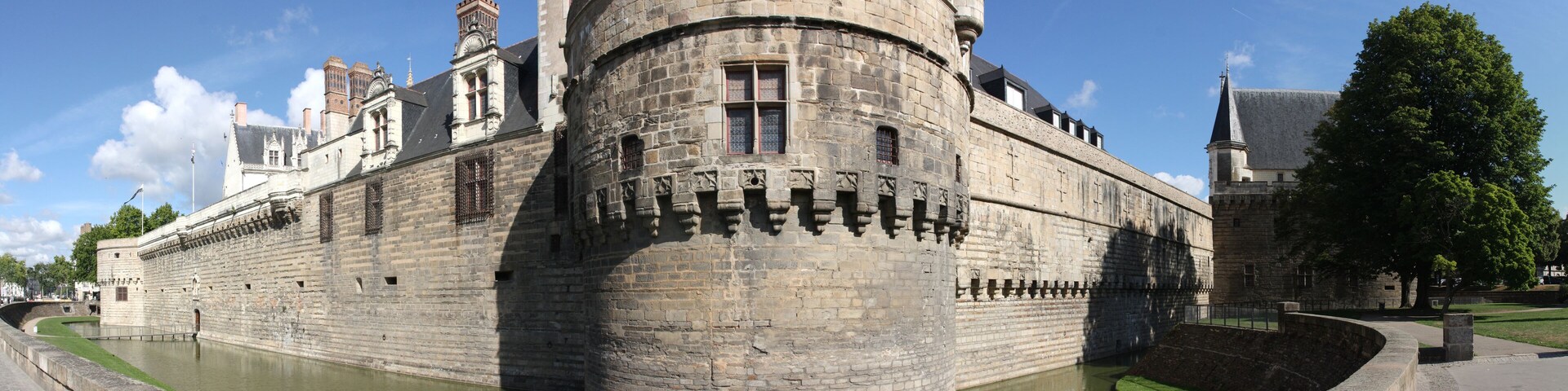 Panorama du Château des ducs de Bretagne à Nantes