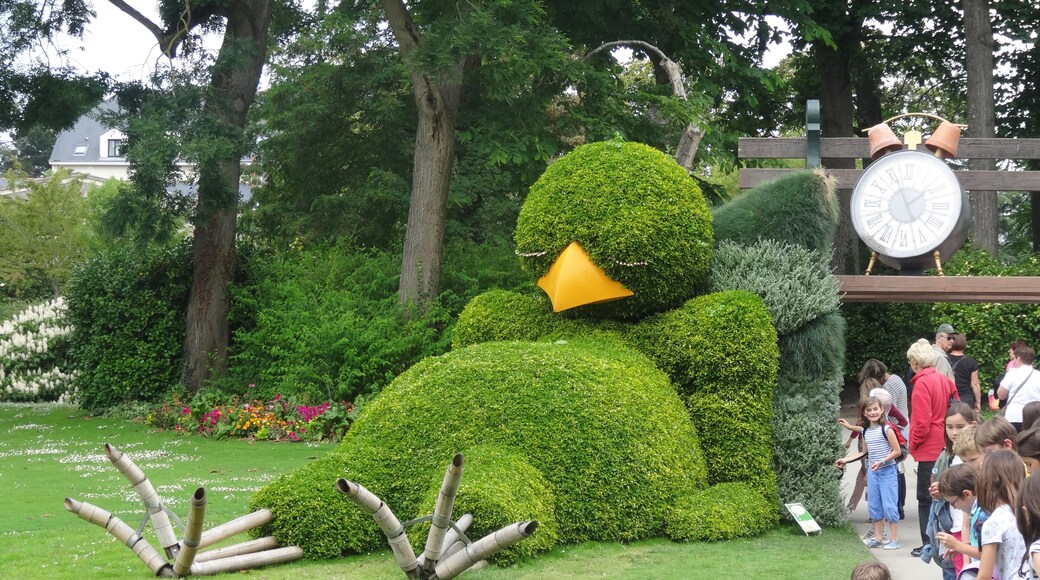 Jardin des Plantes (Nantes). Le massif du Poussin Endormi