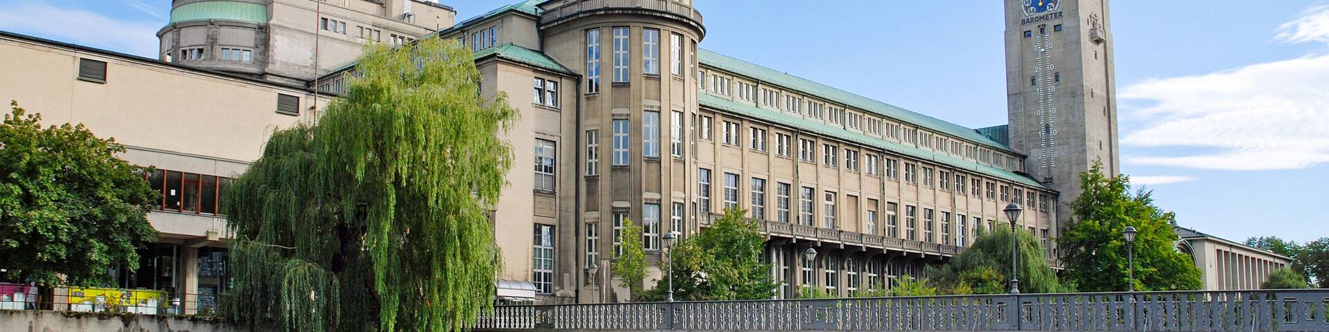 Deutsches Museum which includes heritage architecture, a river or creek and a bridge
