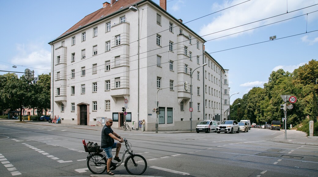 Obere Au showing cycling and interior views as well as an individual male