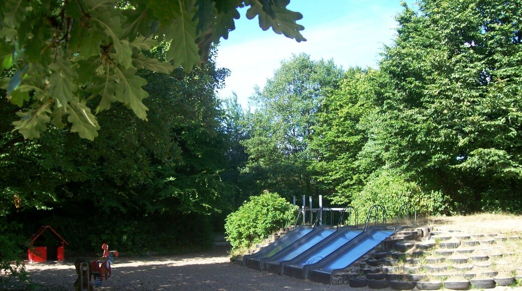 Rutschenspielplatz