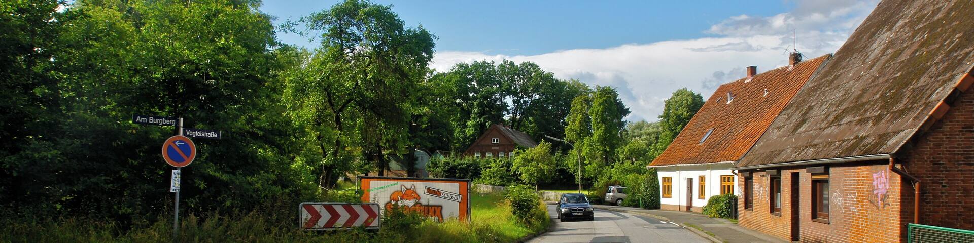 Hamburg (Rönneburg), Germany: Houses in the Vogteistraße