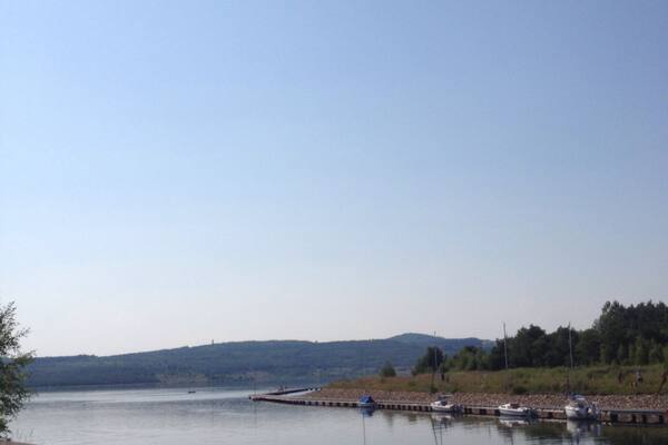 Try to check this little port on this lake. Clear water here and no people. F beach 😊
