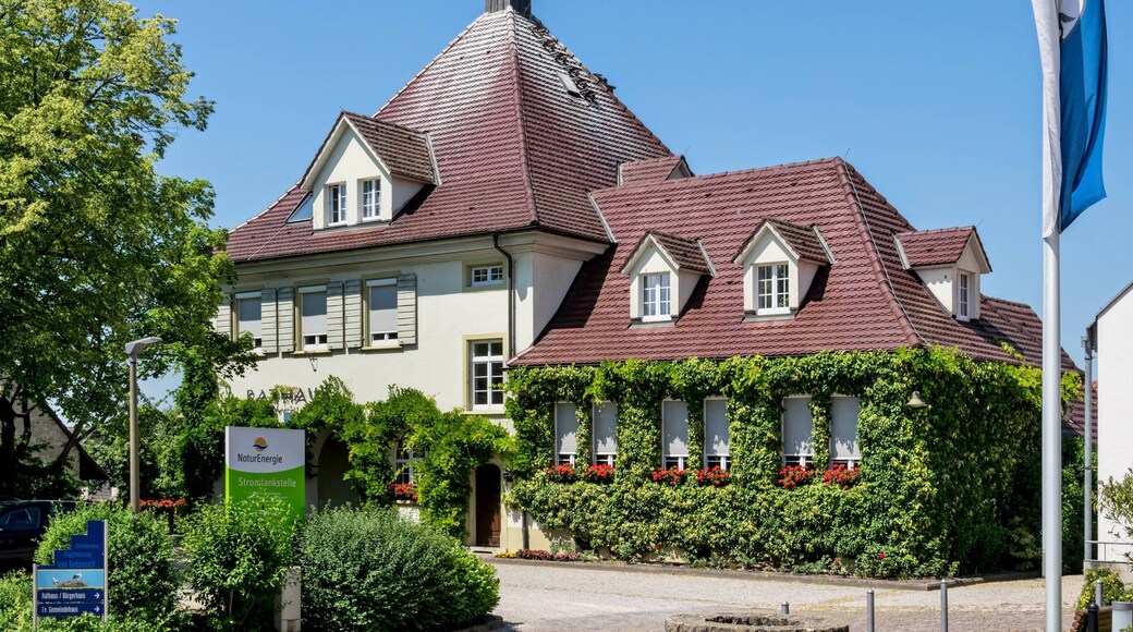 Bilder der evangelischen Kirche in Wolfenweiler Das Rathaus