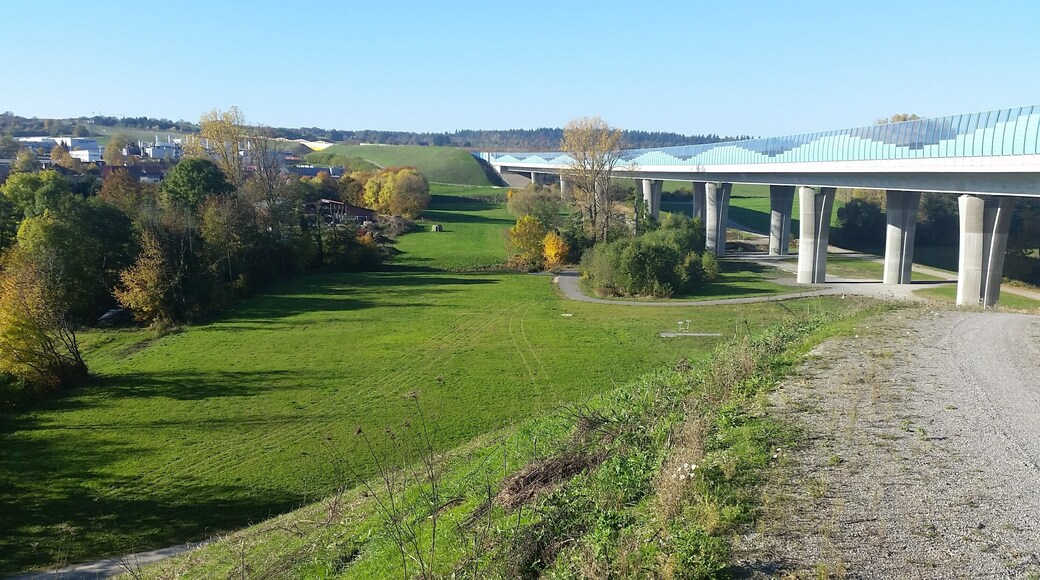 Renaturierte Nรถttinger Senke BAB 8, Blickrichtung West/Karlsruhe, Erรถffnung 1938 als RAB Strecke 36