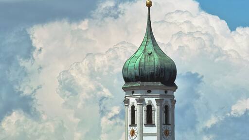 This is a photograph of an architectural monument. It is on the list of cultural monuments of Bayern, no. D-7-72-184-13